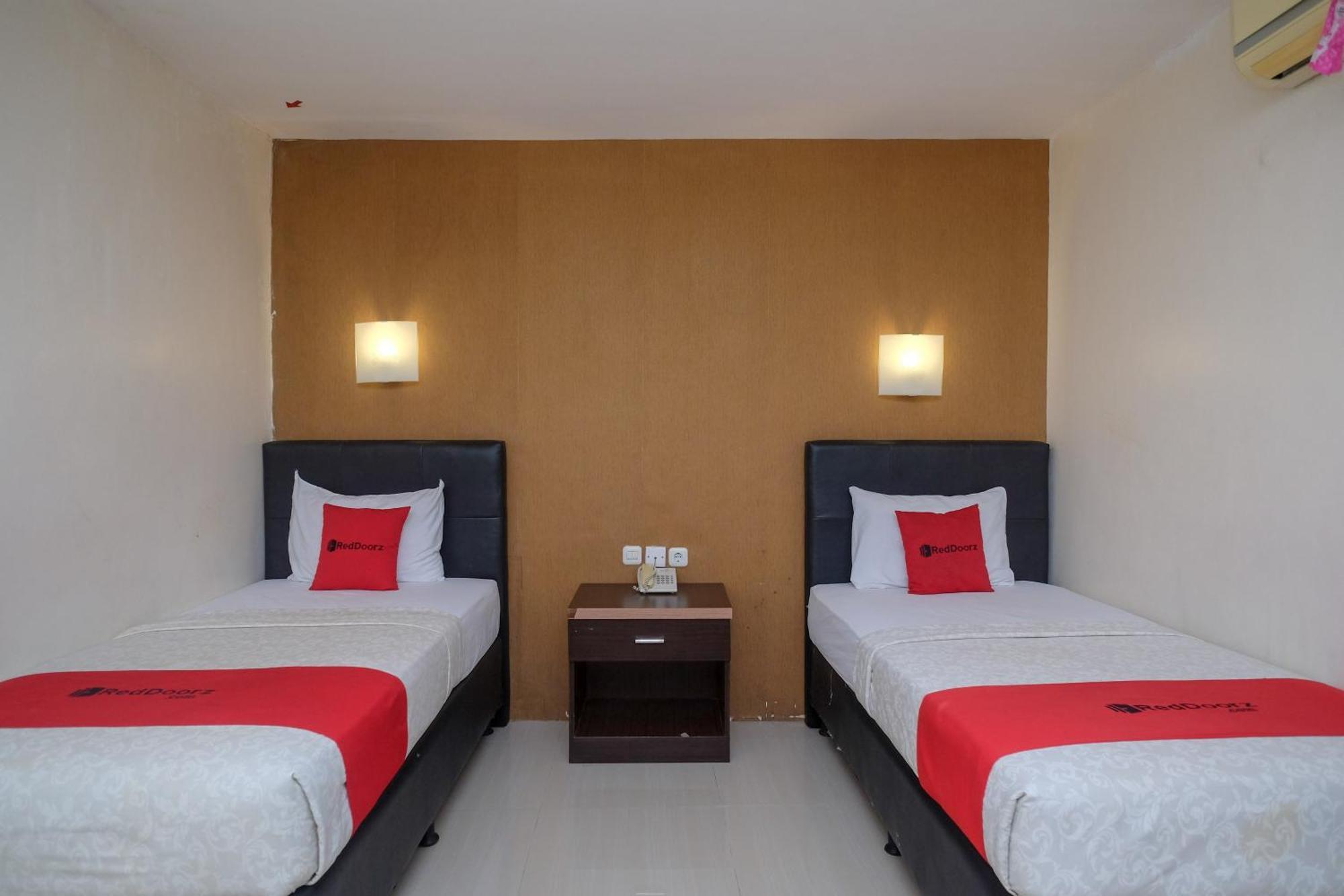 Collection O 91565 Hotel Grand Populer Makassar Luaran gambar