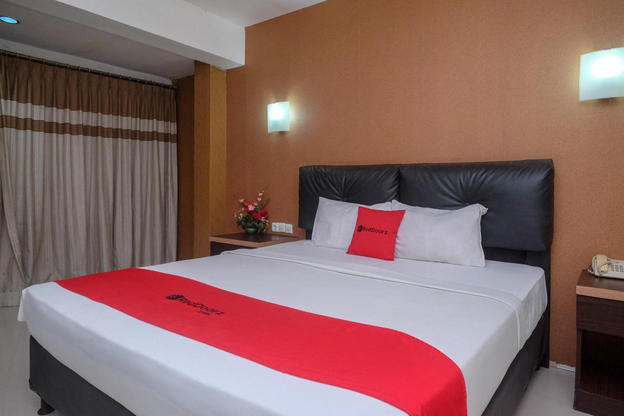 Collection O 91565 Hotel Grand Populer Makassar Luaran gambar