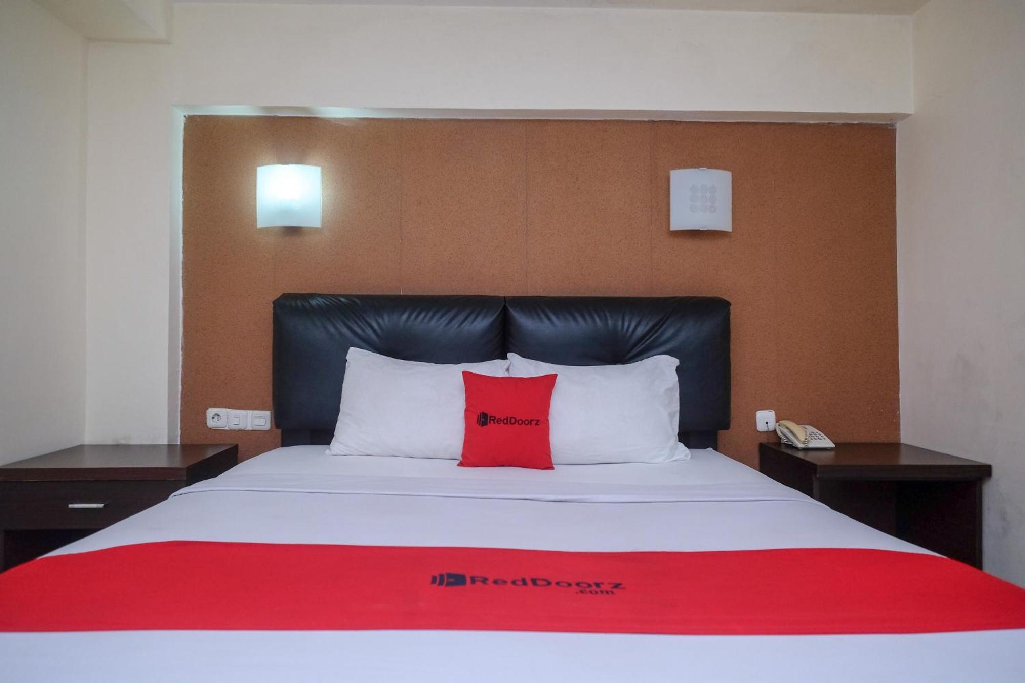 Collection O 91565 Hotel Grand Populer Makassar Luaran gambar