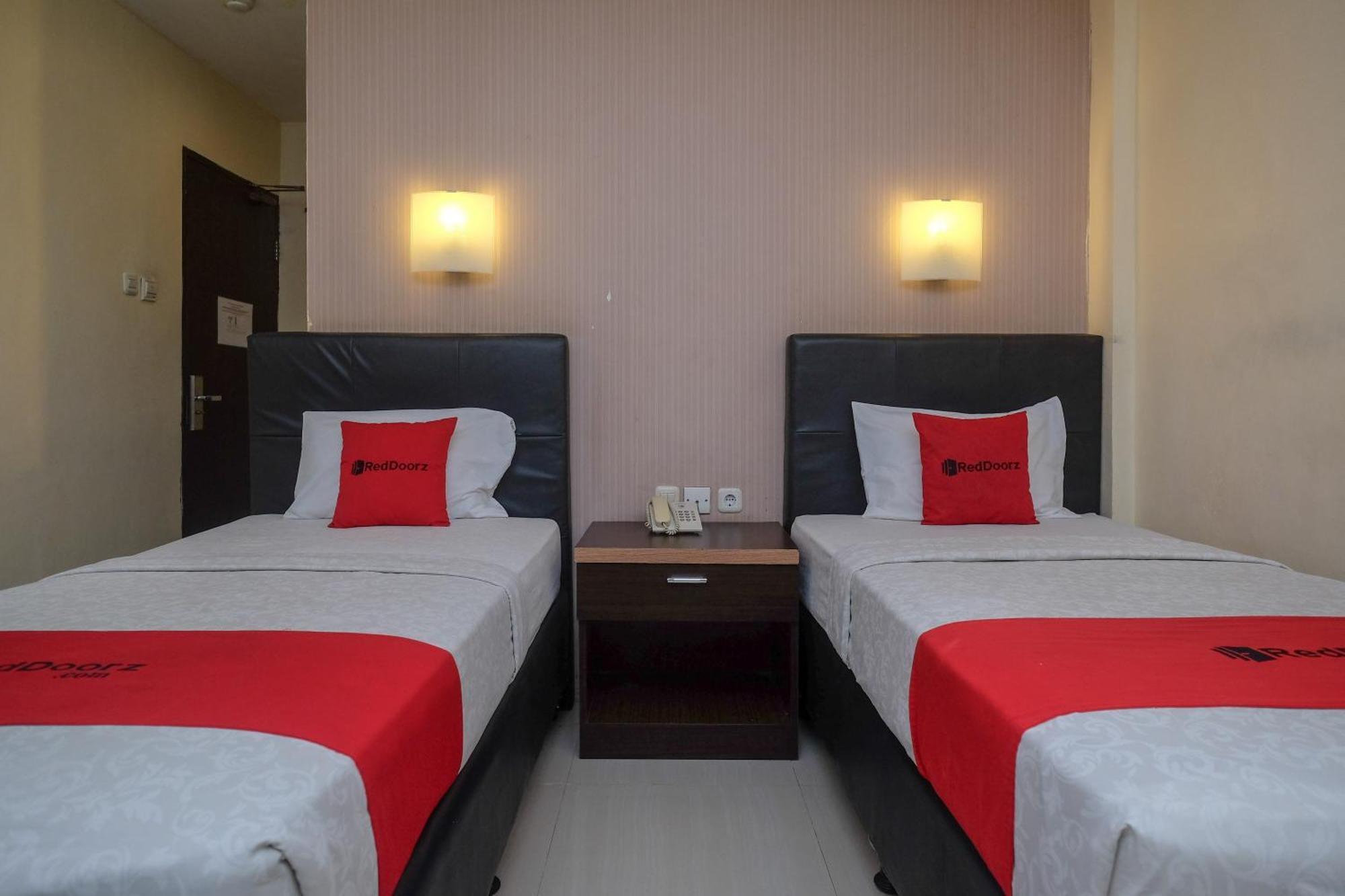 Collection O 91565 Hotel Grand Populer Makassar Luaran gambar